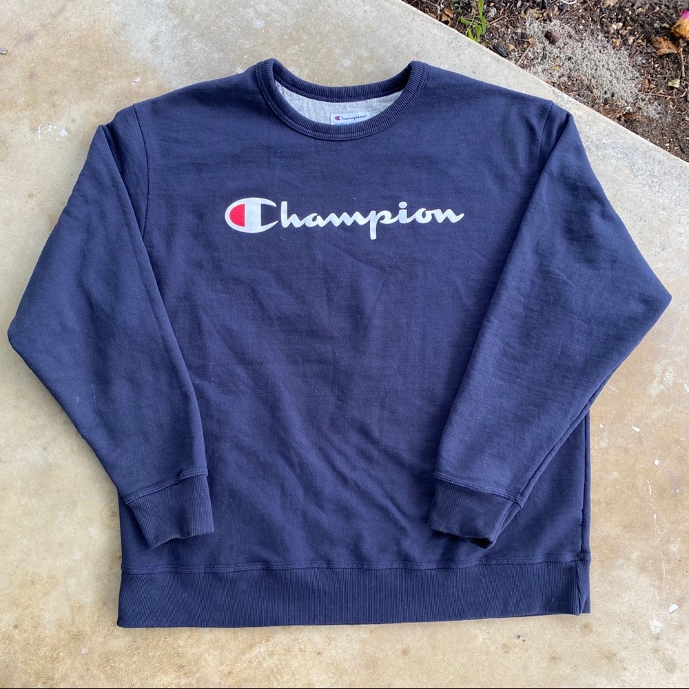 Navy blue Champion pullover